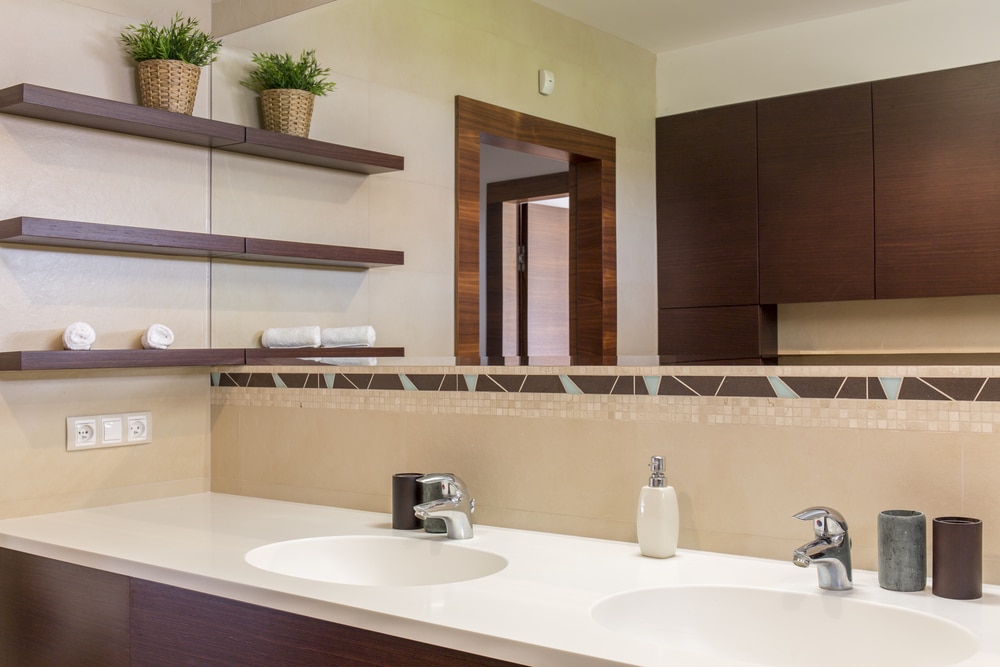 Double washbasin and mirror for a bathroom vanity replacement